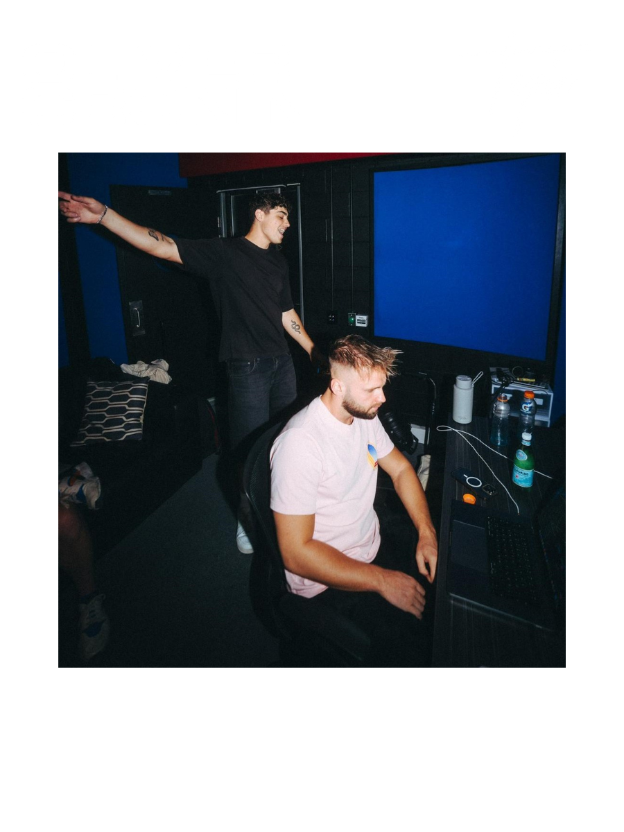 Pre save oliver cronin s 1 2 3 acapella 